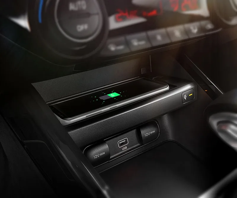 sac pin dien thoai xe kia k3 2022 cereto forte giaxehoi vn 19 - Kia K3 2025: Thông số, Giá lăn bánh & Mua trả góp