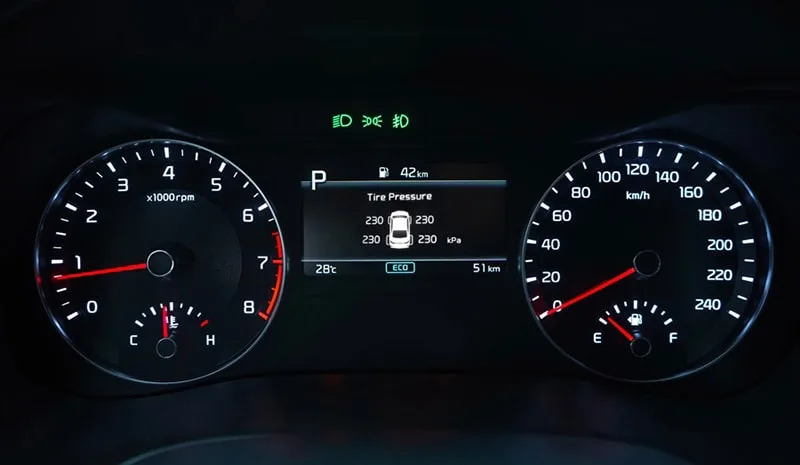 Kia K3 2025: Thông số, Giá lăn bánh & Mua trả góp